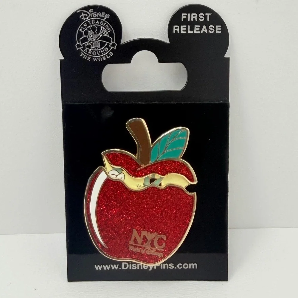 Disney Pin NYC World of Disney Minnie Liberty Big Apple First Release Slider